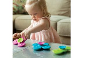 Whirly Squigz Whirly Squigz